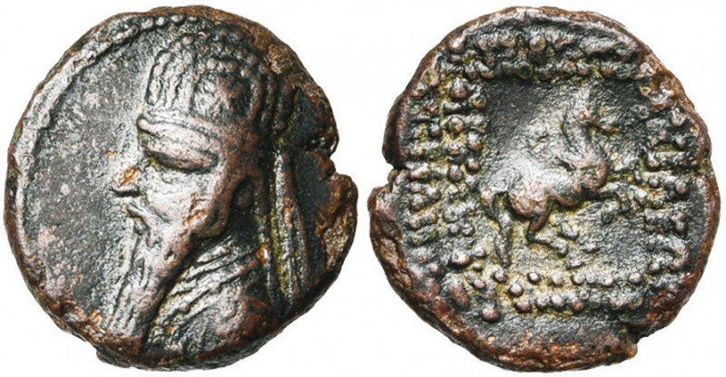 ROYAUME PARTHE, Mithradates II (123-88), AE bronze. D/ B. à g., avec une longue ...