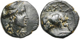GAULE TRANSALPINE, Massalia, AE petit bronze au taureau, 80-50 av. J.-C. D/ T. l. d''Apollon à d. Sous le menton, K(X?). R/ Taureau chargeant à d. Au-...