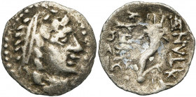 SARMATES (?), AR drachme, 1er s. av. J.-C. Type de Démétrios Ier. D/ T. diad. à d. R/ Légende corrompue. Corne d''abondance. Mitch., ACW, cfr 338. 1,1...