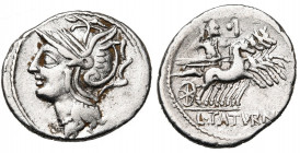 L. Appuleius Saturninus, AR denier, 104 av. J.-C., Rome. D/ T. casquée de Roma à g. R/ L·SATVRN Saturne conduisant un quadrige à d., ten. les rênes et...
