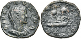 PAULINA, femme de Maximin Ier, AE sesterce, Rome. D/ DIVA PAVLINA B. voilé à d. R/ CONSECRATIO/ S-C L''impératrice assise à d. sur un paon, volant à d...