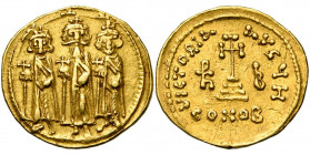 Héraclius (610-641), AV solidus, 638-639 (?), Constantinople. Off. H. D/ Héraclius entouré d''Héraclius Constantin et d''Héraclonas, deb. de f., ten. ...