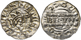 NEDERLAND, GRONINGEN (?), AR denarius, ca. 1050-1057. Imitatie van het Friese type van Bruno III geslagen te Dokkum. Vz/ Gekroond hoofd naar r., met d...