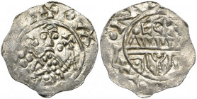 NEDERLAND, UTRECHT, Bisdom, Willem van Pont (1054-1076), AR denarius. Vz/ Bisschop met kruisscepter en kromstaf v.v. Links drie punten. Rechts een pun...
