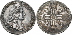FRANCE, Royaume, Louis XIV (1643-1715), AR demi-écu aux huit L, 1691P, Dijon. 1er type. 1e réformation. D/ B. dr. à d. R/ Croix formée de huit L couro...