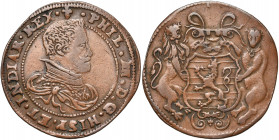 PAYS-BAS MERIDIONAUX, Cu jeton, s.d. (1651-1654). Magistrat de Bruges. D/ B. enfantin de Philippe IV à d. R/ L''écu de Bruges, tenu par un lion et un ...