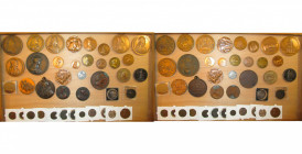 FRANCE, lot de 42 médailles, nombreuses refrappes de médailles royales de la Monnaie de Paris, dont: 1638, Bernard, Voeu de Louis XIII; 1665, Etabliss...