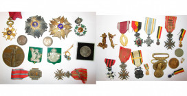 BELGIQUE, lot de décorations et quelques pièces d’équipement ayant appartenu au général Materne et apparentés: Ordre de Léopold, croix de chevalier (m...