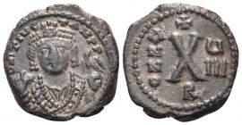 Tiberius II Constantine, 578-582. Decanummium (Bronze, 17 mm, 2.84 g, 12 h), Theupolis (Antioch), year 8 = 581-582. O m TIU C-TAN P P Crowned bust of ...