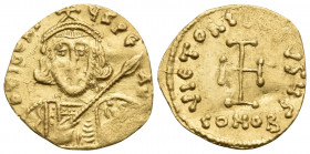 Tiberius III (Apsimar), 698-705. Tremissis (Gold, 16 mm, 1.43 g, 7 h), Constantinople. d TIbERI - VS PE AV Crowned and cuirassed bust of Tiberius faci...