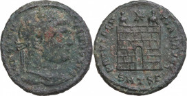 Constantine I (307/310-337). Æ Follis (19mm, 3.20g). Thessalonica - R/ Camp-gate. Good Fine