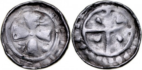 Denar krzyżowy XI w., imitacja, Av.: Mały krzyż kawalerski, Rv.: Krzyż prosty wpisany w koło, między ramionami podłóżne kropki.