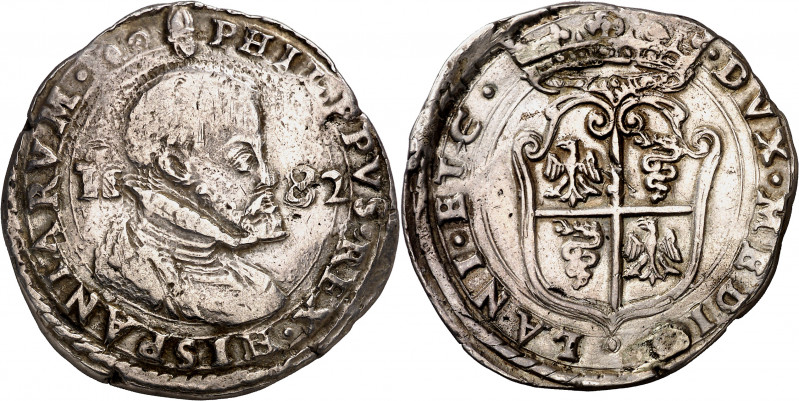 1582. Felipe II. Milán. 1/2 ducatón. (Vti. 37) (MIR. 314/6). Rara. 15,83 g. MBC/...