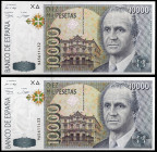 1992. 10000 pesetas. (Ed. E11b) (Ed. 485b). 12 de octubre, Juan Carlos I. Pareja correlativa, serie 9A. Mínimo doblez central. Escasos. S/C-.