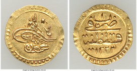 Ottoman Empire. Mahmud II gold 1/4 Zeri Mahbub AH 1223 Year 1 (AD 1808/1809) AU, Constantinople mint (in Turkey), KM605. 15.5mm. 0.81gm. 

HID098012...