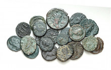 RÖMISCHES KAISERREICH. 
Allgemein: Spätrömische Bronzemünzen. 96 spätrömische Bronzen 10-25mm, u.a. Br-Antoniniane v. Viktorinus, Tetricus, Carus, Br...