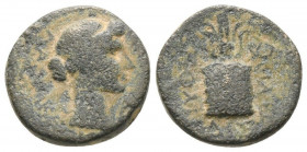 Bronze Æ
Phrygia, Laodicea, Apollo / Altar Crown
14 mm, 2,69 g