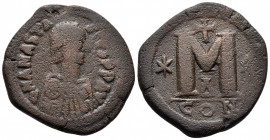 Follis or 40 Nummi Æ
Anastasius I (491-518), Constantinople
34 mm, 17,40 g