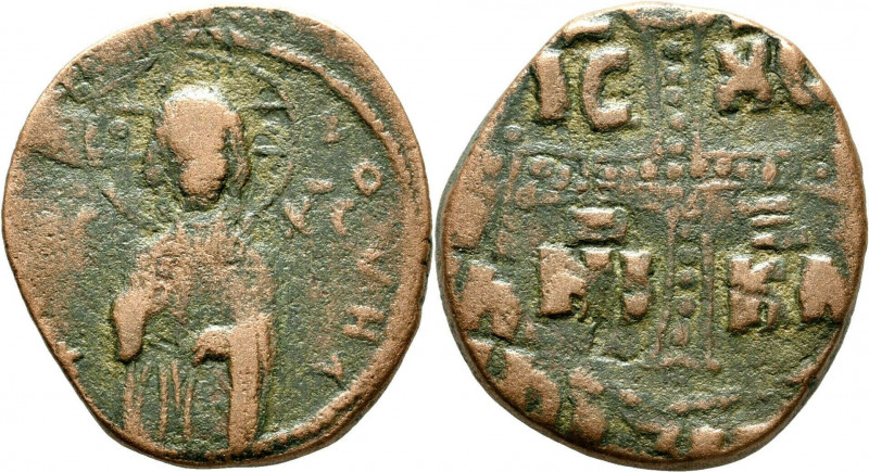 Follis Æ
Constantinople mint, Christ Antiphonetes standing facing, holding Gosp...