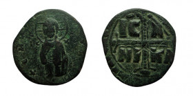 Follis Æ
Michael IV (1010-1041)
22 mm