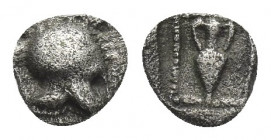 TROAS, Uncertain. (5th century BC). AR Hemiobol.
Obv: Crested Corinthian helmet right.
Rev: Amphora within dotted square.
SNG Arikantürk 672–6 (Nea...