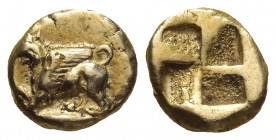 MYSIA, Kyzikos. (Circa 500-475 BC). EL Hekte.
Obv: Griffin standing left, with pointed wing, tunny below.
Rev: Quadripartite granulated incuse squar...