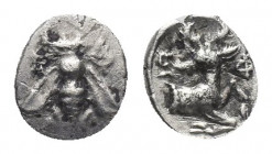 IONIA, Ephesos. Obol (Circa 390-380 BC).
Obv: E-Φ.
Bee.
Rev: E-[Φ].
Forepart of a stag to right, head turned back to left..
SNG Copenhagen 241.
...