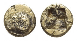 IONIA, Phokaia. (Circa 625/0-522 BC). EL 1/24 Stater.
Obv: Head of ram left; below, small seal left.
Rev: Incuse square punch.
Bodenstedt 20.
Cond...