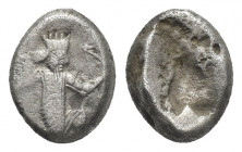 ACHAEMENID EMPIRE. Time of Darios I to Xerxes II (485-420 BC). AR Siglos. Sardes.
Obv: Persian king in kneeling-running stance right, holding spear a...