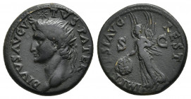 DIVUS AUGUSTUS (Died 14 AD). Dupondius. Rome. Restitution issue struck under Titus. Obv: DIVVS AVGVSTVS PATER.
Radiate head of Divus Augustus, left; ...