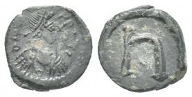 TIBERIUS II CONSTANTINE (578-582 AD). Pentanummium, Constantinople.
Obv: δ m [TIЬ CTA P P AV].
Diademed, draped and cuirassed bust of Tiberius II ri...