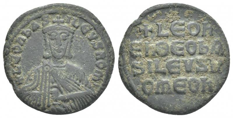LEO VI THE WISE (886-912 AD). Follis, Constantinople.
Obv: + LEOn bASILEVS ROm'...