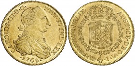 1765. Carlos III. Santa Fe de Nuevo Reino. JV. 8 escudos. (Cal. 164) (Cal.Onza 852) (Restrepo 71-6b). 27 g. Tipo "cara de rata". Sin punto entre la ce...