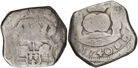 1740. Felipe V. Guatemala. (J). 8 reales. (Cal. 599). 26,48 g. Columnario. Escasa. BC+/MBC-.