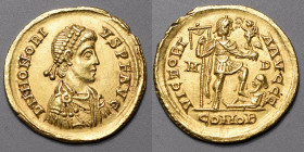 HONORIUS (393-423). Solidus (4,48g.) Milan (404-416) A/ DN HONORIUS PF AVG Son buste drapé et diadémé à droite. R/ VICTORI-A AVGGG L' Empereur debout ...