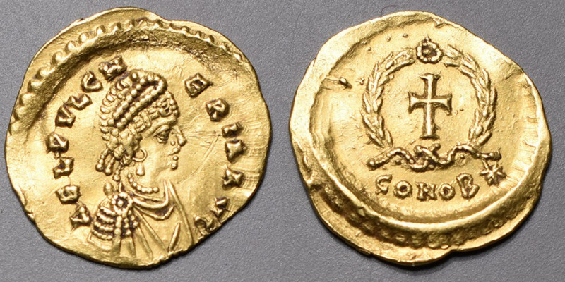 PULCHERIE (Soeur de Theodose II et épouse de Marcien). Tremissis (1,48 g.)Consta...