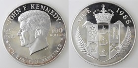 Monete Estere. Niue. 100 Dollari 1988. Ag. Peso gr. 156. Diametro mm. 65. Proof. 3000 pezzi coniati. (5921)