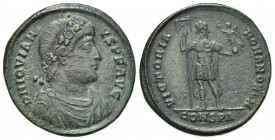 Jovian (363-364). Æ (29mm, 8.59g, 6h). Constantinople. Rosette-diademed, draped and cuirassed bust r. R/ Jovian standing r., holding labarum and Victo...