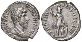 Lucio Vero (161-167) Denario - Busto laureato a d. - R/ Marte stante a d. - RIC 515 var. AG (g 3,00)