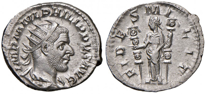 Filippo I (244-249) Antoniniano - Busto radiato a d. - R/ La Fedeltà stante a s....