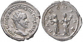 Traiano Decio (249-251) Antoniniano - Busto radiato a d. - R/ Le Pannonie - RIC 21 AG (g 4,06)