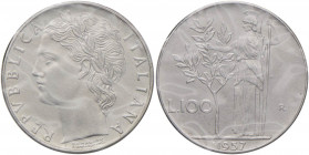 REPUBBLICA ITALIANA (1946-) 100 Lire 1957 - AC Sigillata SPL da Rollero