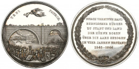 Schweiz / Switzerland / Suisse Bern, Stadt Silbermedaille 1846 (Alberli). Fertigstellung der Nydeggbrücke 1844 über die Aare in Bern . Arbeiter bejube...