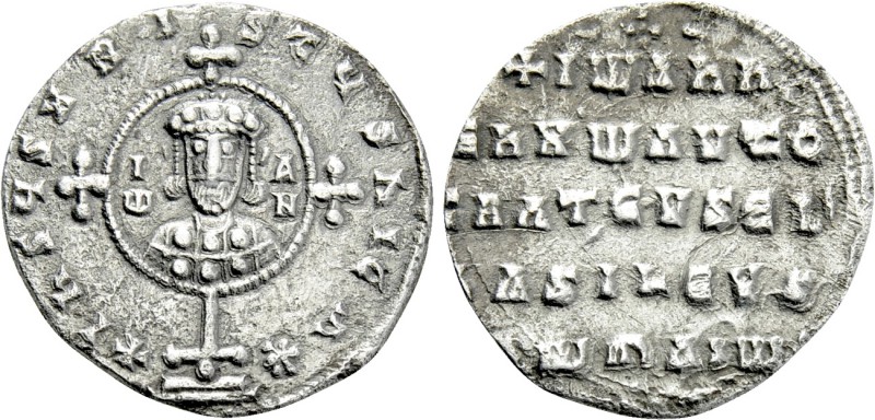 JOHN I TZIMISCES (969-976). Miliaresion. Constantinople. 

Obv: + IҺSЧS XRISTЧ...