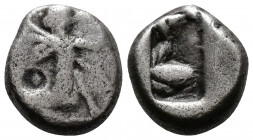 (Silver 5.28g 14mm) PERSIA. Achaemenid Empire AR Siglos, times of Artaxerxes II to Artaxerxes III. ca 375-340 BC.
Persian king or hero, wearing kidar...