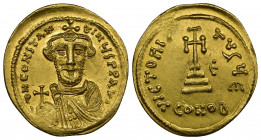 (Gold.4.45g 21mm) Constans II, 641-668. Solidus Constantinople, 
d N CONSTANTINUS P P AV / Crowned bust of Constans facing, wearing chlamys and holdi...