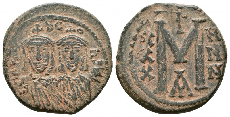 (Bronze.5.85g 24mm) LEO V THE ARMENIAN (813-820). Follis. Constantinople.
Crown...