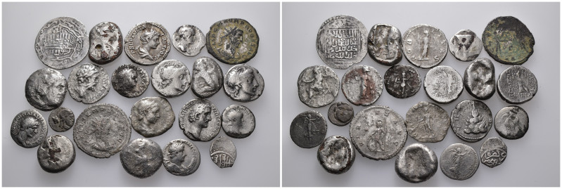 21 ancient pieces (19 silver 48,07gr), (2 bronze 6,44gr) sold as seen