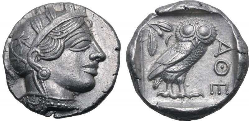 Attica, Athens AR Tetradrachm. Circa 454-404 BC. Head of Athena to right, wearin...