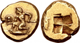 Mysia, Kyzikos EL Stater. Circa 550-450 BC. Youthful male figure kneeling to left, holding Corinthian helmet and sword, tunny fish below / Quadriparti...